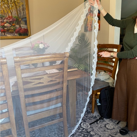 Sarah Seven Veil - Picture 7 of 13